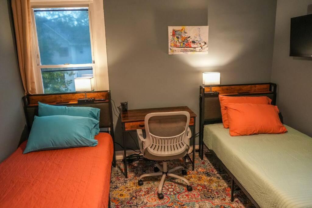 Historic Coastal Haven- Pet Friendly Fast Wi-Fi Villa Norfolk Buitenkant foto