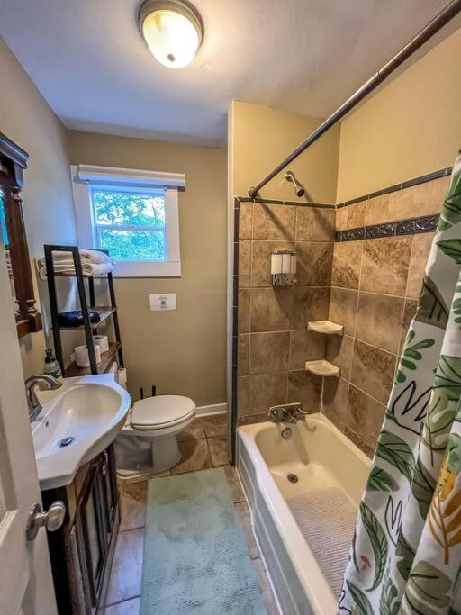 Historic Coastal Haven- Pet Friendly Fast Wi-Fi Villa Norfolk Buitenkant foto
