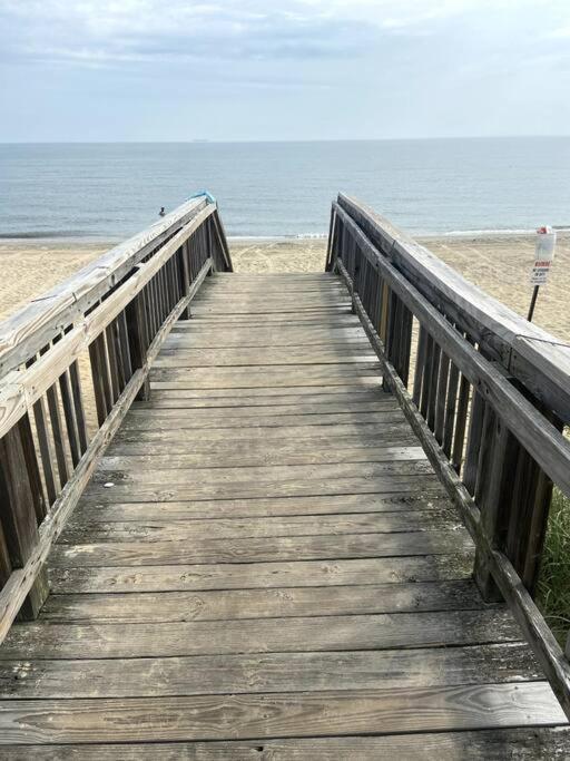 Historic Coastal Haven- Pet Friendly Fast Wi-Fi Villa Norfolk Buitenkant foto
