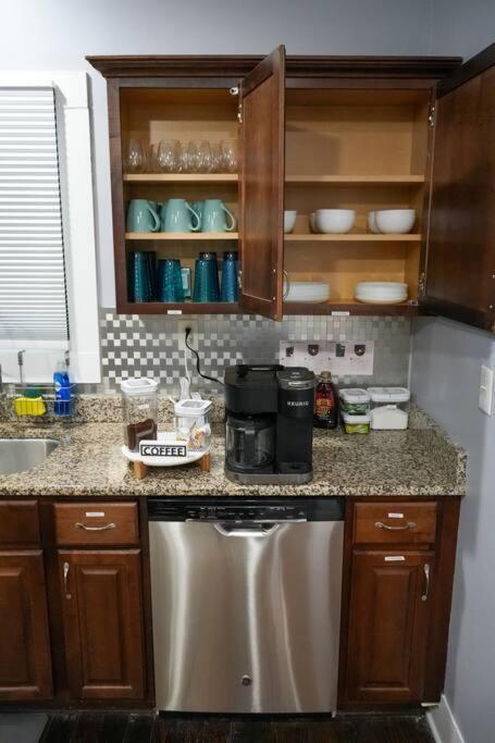 Historic Coastal Haven- Pet Friendly Fast Wi-Fi Villa Norfolk Buitenkant foto