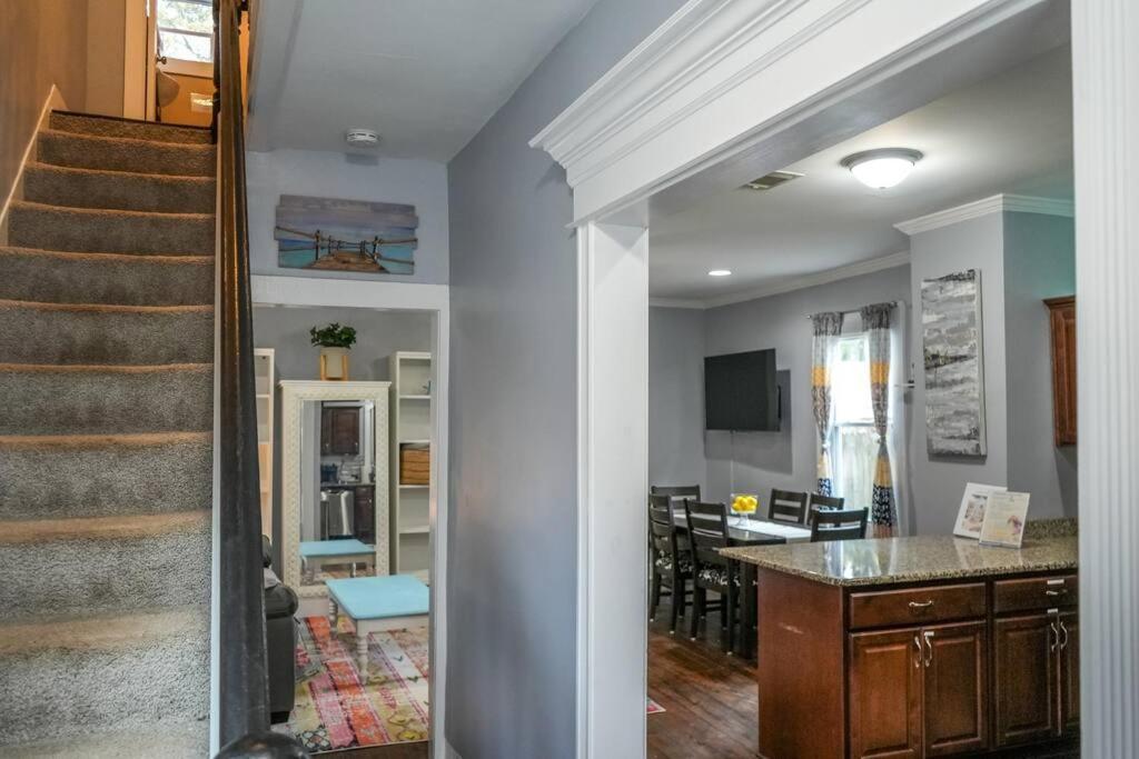 Historic Coastal Haven- Pet Friendly Fast Wi-Fi Villa Norfolk Buitenkant foto